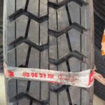 لاستیک تایر سایز 12/24 برند واریو دبل کویین گل عقب، مناسب کامیون و خودروهای سنگین، نمای آج عقب